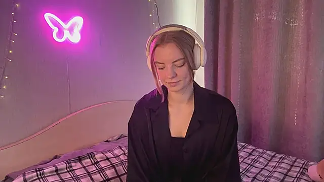 Snapshot of Marry_Sornatiko chatting on 03-22-26, 03:15 Marry Sornatiko online show from 03-22-26, 03:15