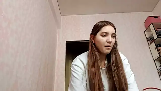 Snapshot of JanineThielman chatting on 03-07-26, 08:44 JanineThielman online show from 03-07-26, 08:44