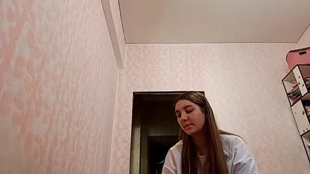 Snapshot of JanineThielman chatting on 04-04-26, 09:18 JanineThielman online show from 04-04-26, 09:18