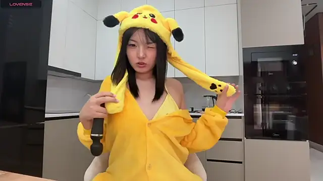 minnie joy online show from 07-23-26, 12:25
