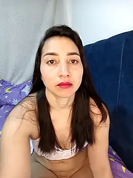 Snapshot of ANGELY_WET_JEET chatting on 05-10-26, 09:36 ANGELY WET JEET online show from 05-10-26, 09:36