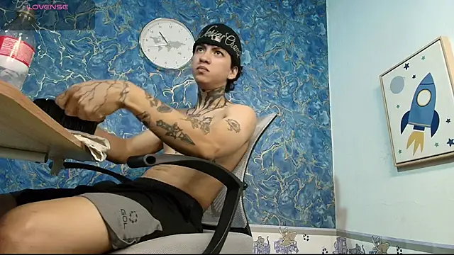 Tessarion Black online show from 03-22-26, 04:38