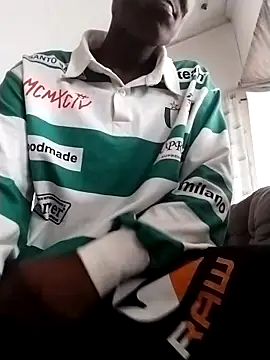 Snapshot of Trendyiv chatting on 03-28-26, 12:16 Trendyiv online show from 03-28-26, 12:16