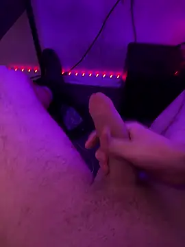 Snapshot of bigcockD2006 chatting on 03-03-26, 12:39 bigcockD2006 online show from 03-03-26, 12:39