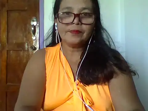 Flowerblossom123 online show from 04-29-26, 05:33