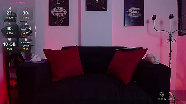 Snapshot of Daphne_k chatting on 06-03-26, 11:02 Daphne k online show from 06-03-26, 11:02