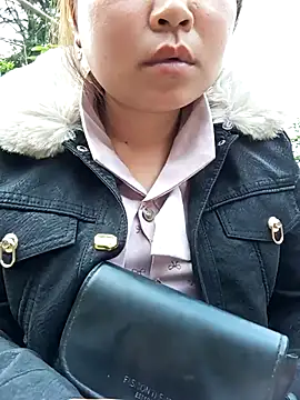 Snapshot of asian-bae chatting on 03-19-26, 10:08 asian-bae online show from 03-19-26, 10:08