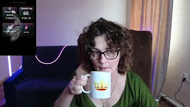 Snapshot of Miss_Amberr chatting on 04-05-26, 12:35 Miss Amberr online show from 04-05-26, 12:35