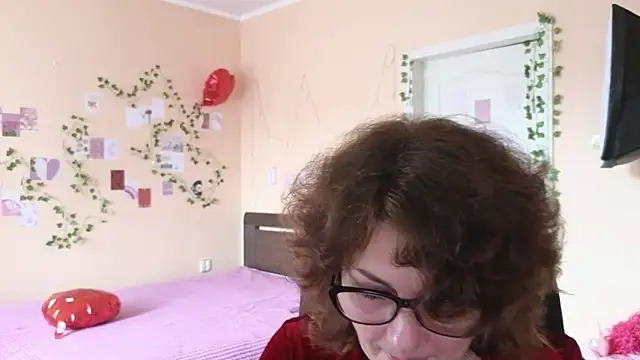 Snapshot of Miss_Amberr chatting on 04-14-26, 04:51 Miss Amberr online show from 04-14-26, 04:51