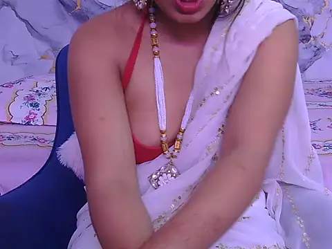 Snapshot of Aayesha-queen chatting on 02-26-26, 09:52 Aayesha-queen online show from 02-26-26, 09:52