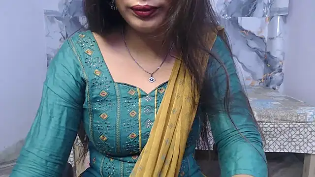 Aayesha-queen online show from 06-17-26, 03:20