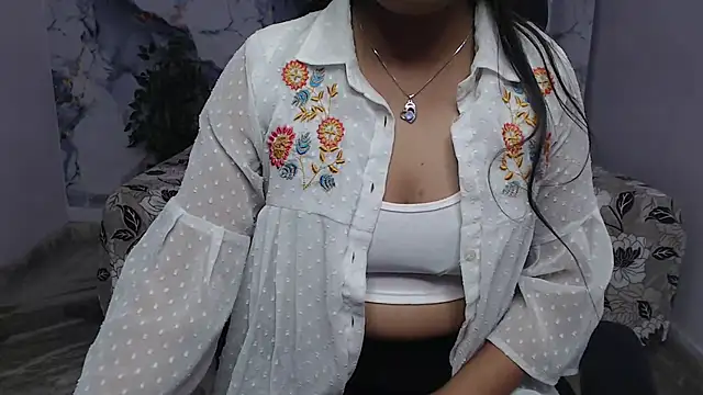 Aayesha-queen online show from 07-03-26, 04:08