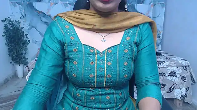 Aayesha-queen online show from 07-11-26, 04:04