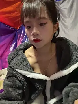 Snapshot of bimbim-bup chatting on 03-12-26, 03:56 bimbim-bup online show from 03-12-26, 03:56