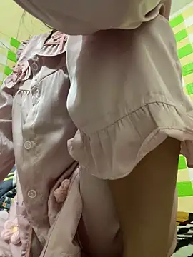 Snapshot of bimbim-bup chatting on 04-06-26, 12:50 bimbim-bup online show from 04-06-26, 12:50