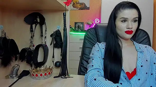 KristiTopxx online show from 05-18-26, 06:03