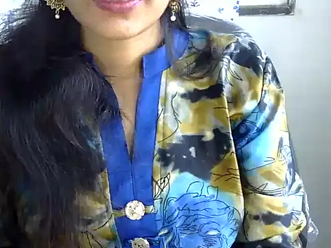 Snapshot of Neha_Sharma2 chatting on 08-05-26, 08:39 Neha Sharma2 online show from 08-05-26, 08:39