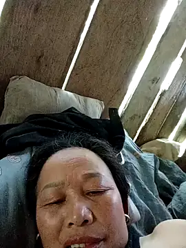 heesuu11 online show from 04-07-26, 05:30