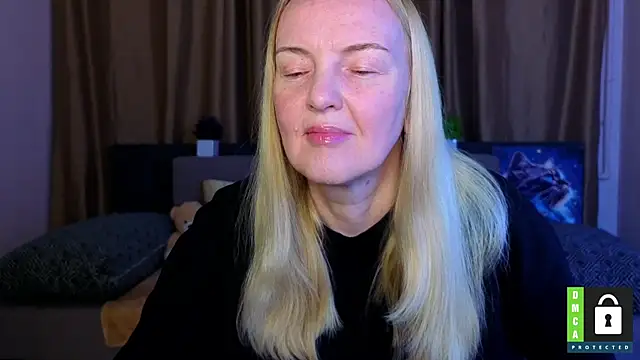 Snapshot of Bella_soulmate chatting on 05-17-26, 05:27 Bella soulmate online show from 05-17-26, 05:27