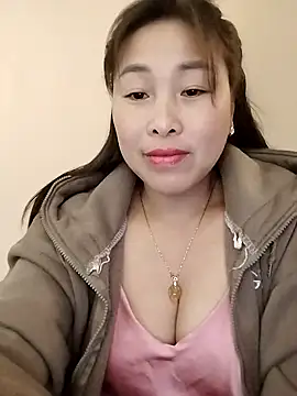 Snapshot of 01_ANNA_01 chatting on 03-11-26, 06:03 01 ANNA 01 online show from 03-11-26, 06:03