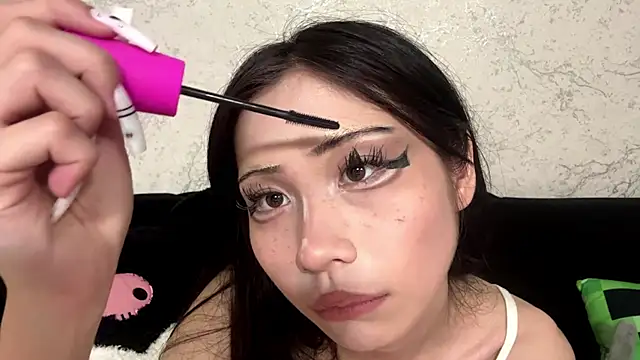 kishagrayone online show from 06-20-26, 06:00