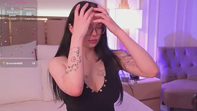 Snapshot of CindyMil chatting on 03-29-26, 06:13 CindyMil online show from 03-29-26, 06:13