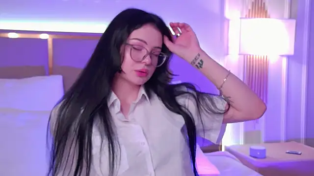 CindyMil online show from 06-21-26, 06:27