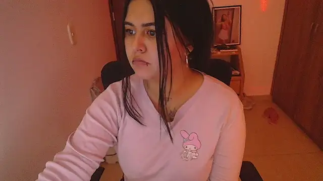 Snapshot of Akame_spicy chatting on 02-24-26, 11:14 Akame spicy online show from 02-24-26, 11:14