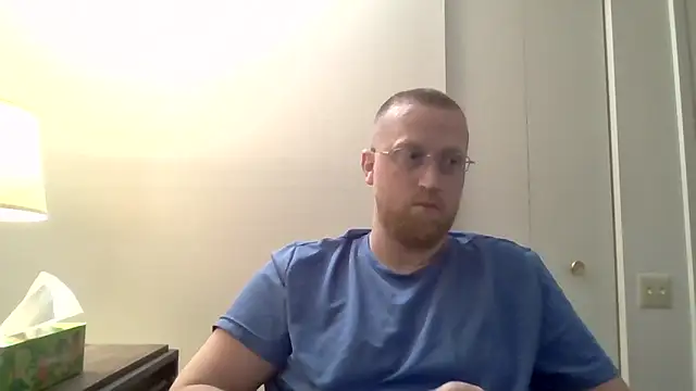 Snapshot of tytheexhibionist chatting on 04-10-26, 02:44 tytheexhibionist online show from 04-10-26, 02:44