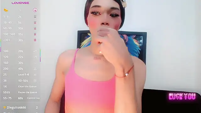 Snapshot of madison_mujica_ chatting on 03-10-26, 04:06 madison mujica online show from 03-10-26, 04:06