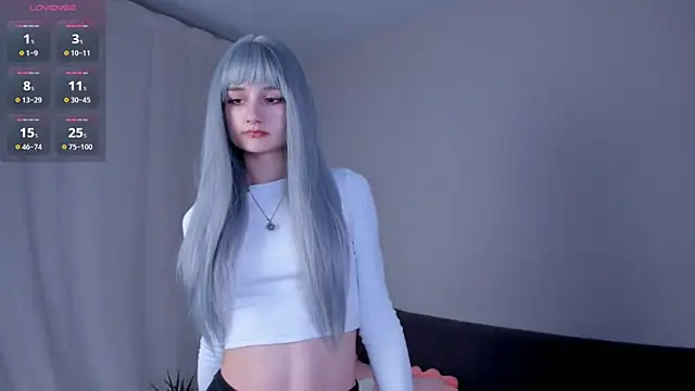 Snapshot of kira_montelle chatting on 03-30-26, 08:21 kira montelle online show from 03-30-26, 08:21