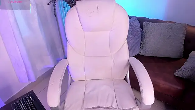 Salomee Cute  online show from 02-25-26, 08:29