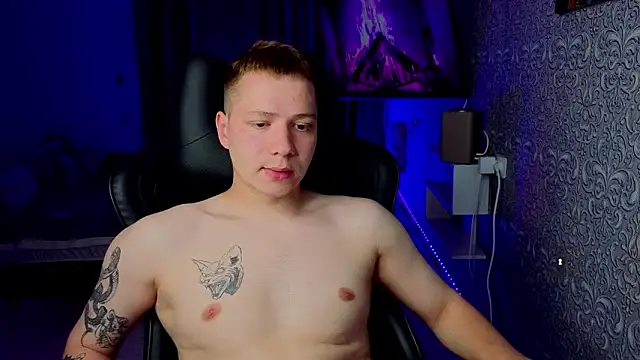 Karl Night  online show from 06-17-26, 07:37
