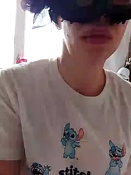 lily2022 online show from 03-11-26, 11:38