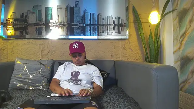 Noha  scott online show from 03-31-26, 02:50