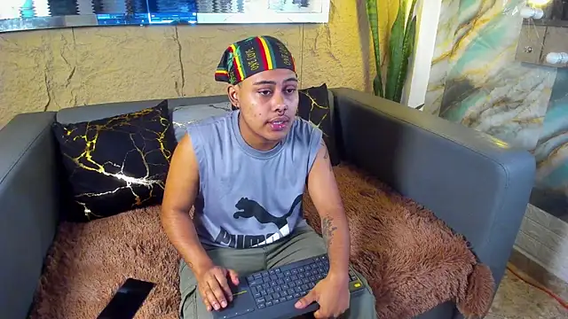 Noha  scott online show from 04-11-26, 02:54