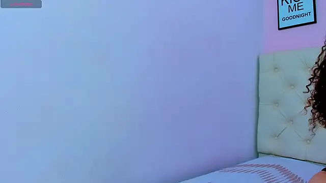 CassieBooker online show from 03-04-26, 09:32