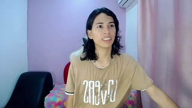 Snapshot of Larry_craft chatting on 03-27-26, 08:19 Larry craft online show from 03-27-26, 08:19