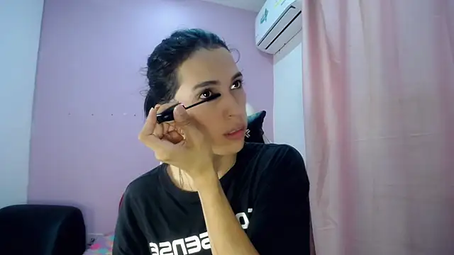 Snapshot of Larry_craft chatting on 03-31-26, 08:42 Larry craft online show from 03-31-26, 08:42