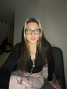 Snapshot of nunezlucx chatting on 03-29-26, 01:38 nunezlucx online show from 03-29-26, 01:38