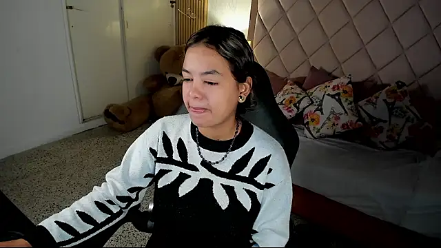 Snapshot of dulce_lyraa1 chatting on 07-16-26, 03:56 dulce lyraa1 online show from 07-16-26, 03:56