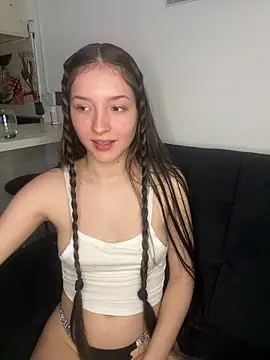 xluxulua online show from 03-05-26, 11:23