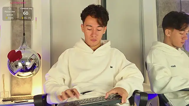 Austin Reedss online show from 03-24-26, 12:21