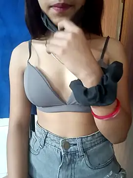 Snapshot of Sexy_aakansha chatting on 05-16-26, 07:27 Sexy aakansha online show from 05-16-26, 07:27