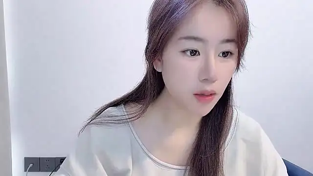 Snapshot of Baixi-01 chatting on 03-23-26, 05:00 Baixi-01 online show from 03-23-26, 05:00