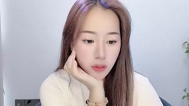 Snapshot of Baixi-01 chatting on 04-12-26, 04:28 Baixi-01 online show from 04-12-26, 04:28