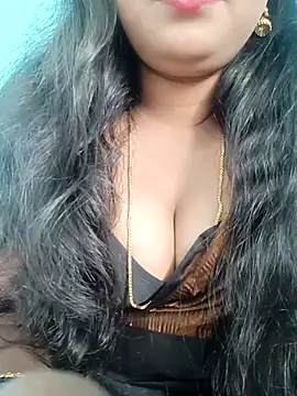 Snapshot of Raksitha_kannada chatting on 07-31-26, 04:12 Raksitha kannada online show from 07-31-26, 04:12