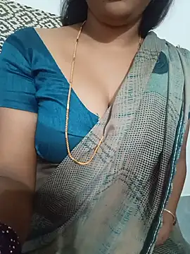 Snapshot of Raksitha_kannada chatting on 07-31-26, 04:17 Raksitha kannada online show from 07-31-26, 04:17
