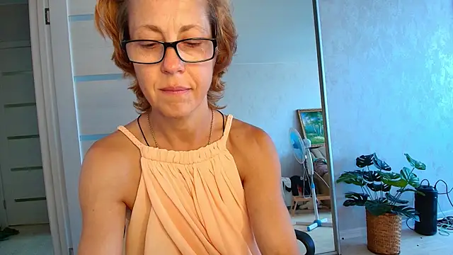 LioraWeiss online show from 07-11-26, 09:01