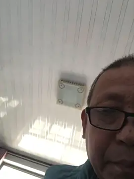 yaocaobi8 online show from 04-10-26, 06:51